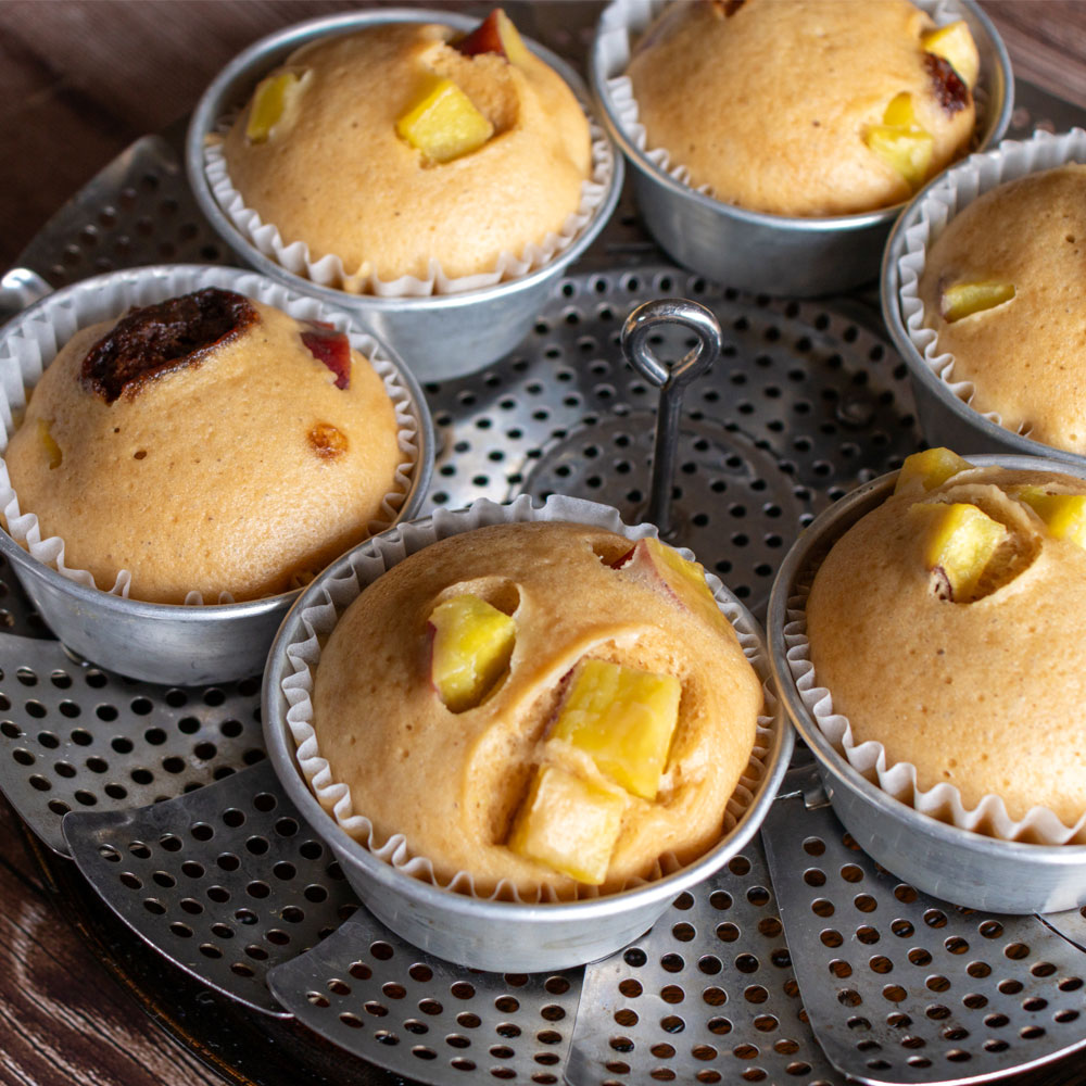 玄米粉のさつまいも黒糖蒸しパン